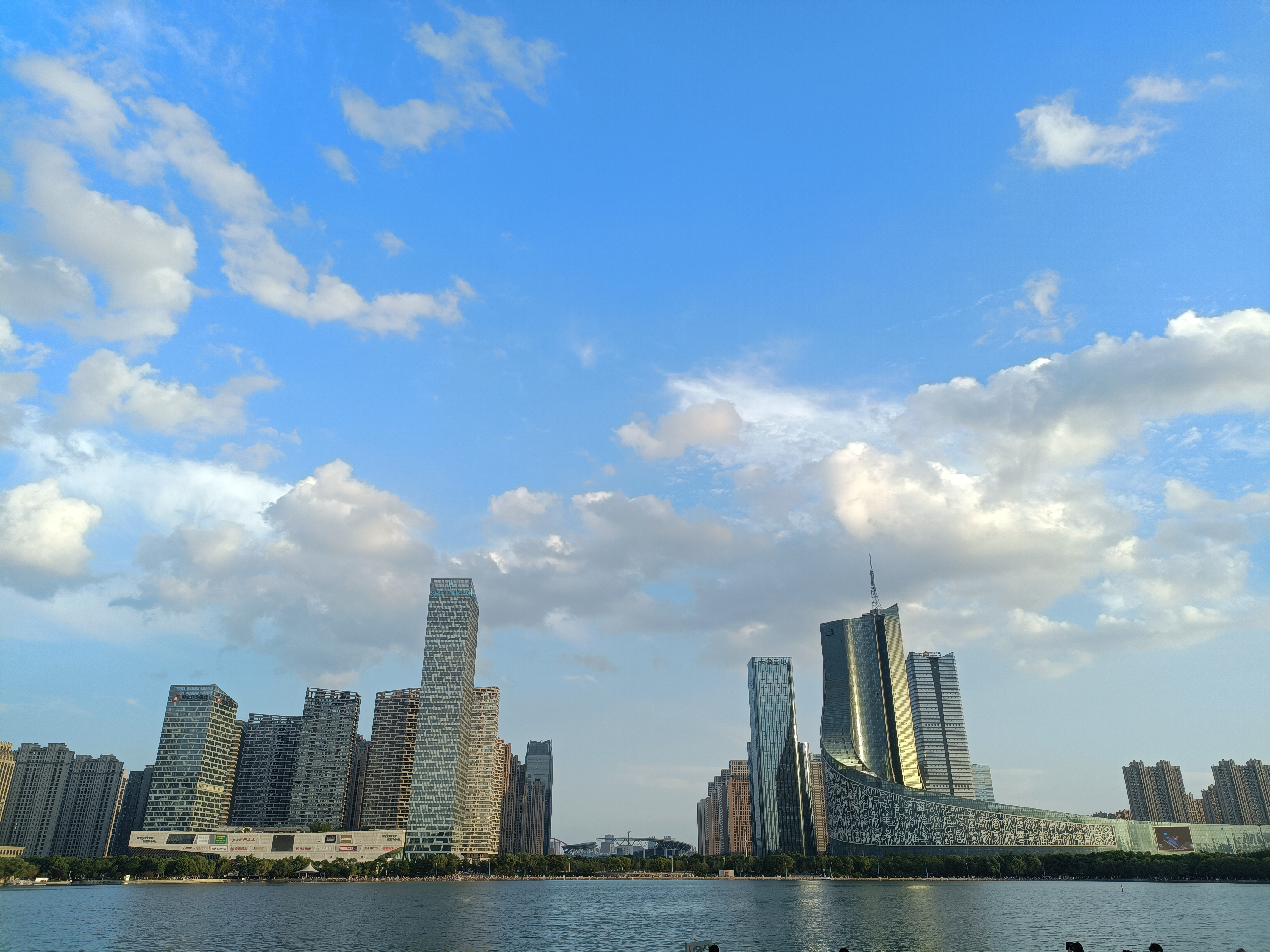 DS . 安徽合肥新地中心和置地廣場(chǎng)